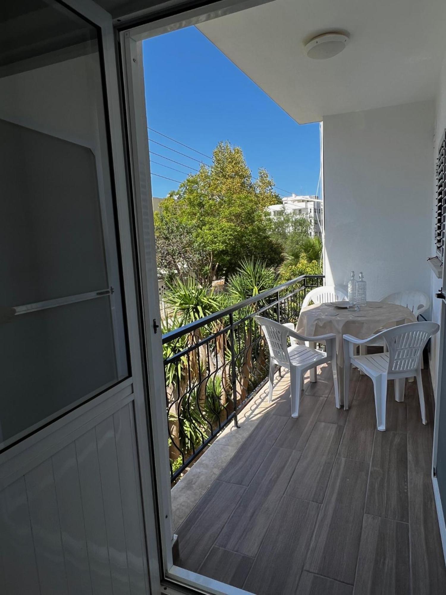 Stylish 3 Bedroom Apartment In Kyrenia  Exterior foto